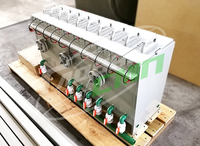 Проект: Электролизер с комплектом электродов